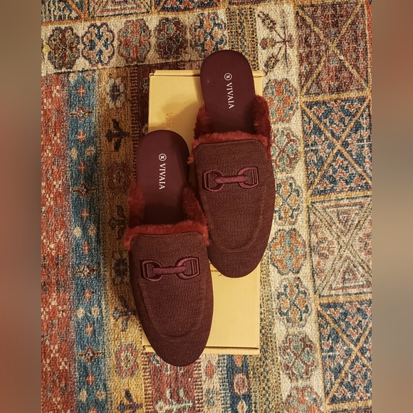 Vivaia Round-Toe Fluffy Patterned Mules - Picture 4 of 5